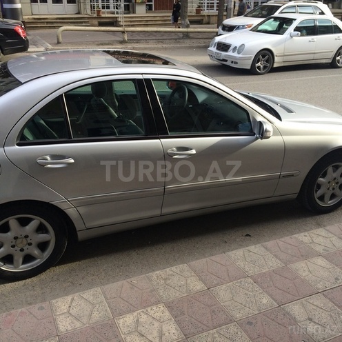 Mercedes C 240 2000, 225,000 km - 2.4 л - Bakı