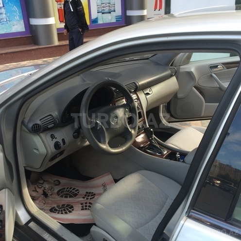Mercedes C 240 2000, 225,000 km - 2.4 л - Bakı