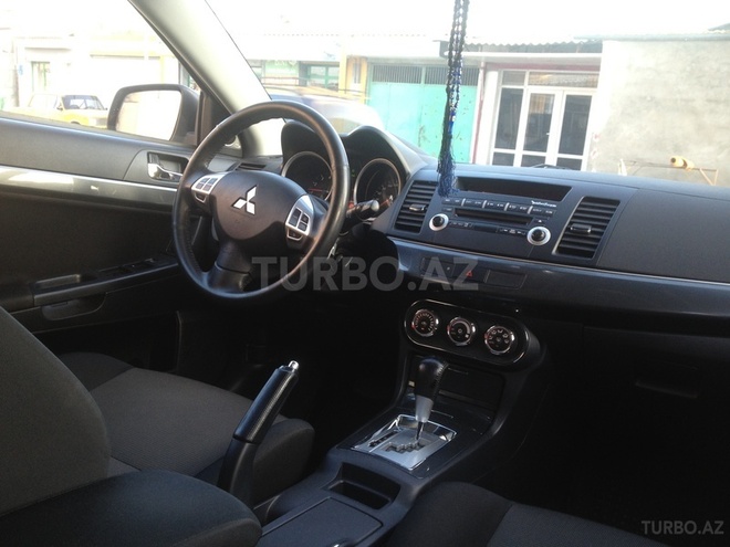Mitsubishi Lancer 2011, 69,000 km - 2.0 l - Bakı