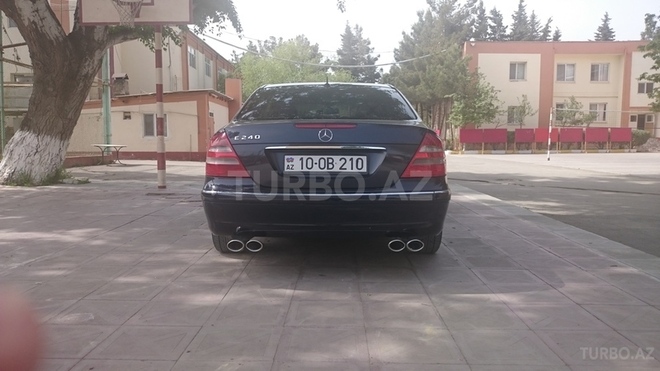 Mercedes E 240 2002, 244,000 km - 2.6 l - Bakı