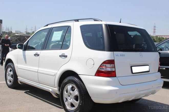 Mercedes ML 320 2002, 190,000 km - 3.2 l - Bakı