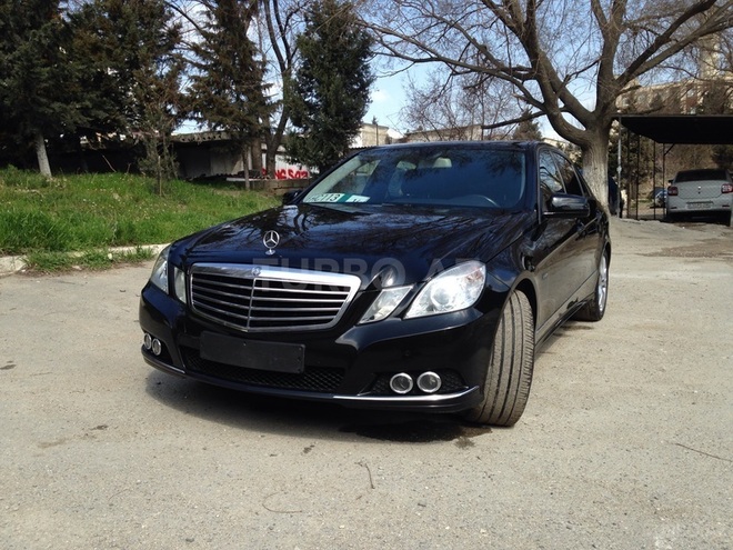 Mercedes E 220 2010, 129,000 km - 2.2 l - Bakı
