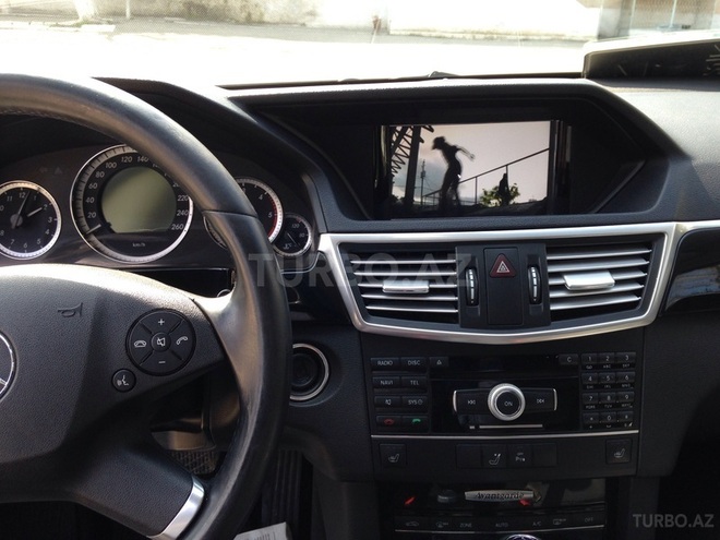 Mercedes E 220 2010, 129,000 km - 2.2 l - Bakı