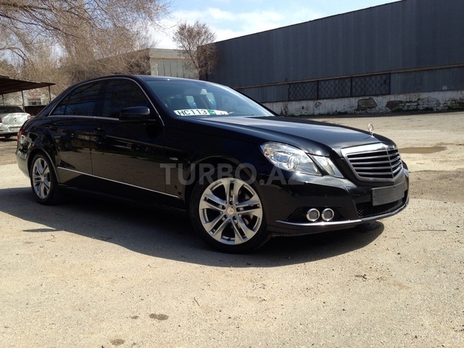 Mercedes E 220 2010, 129,000 km - 2.2 l - Bakı