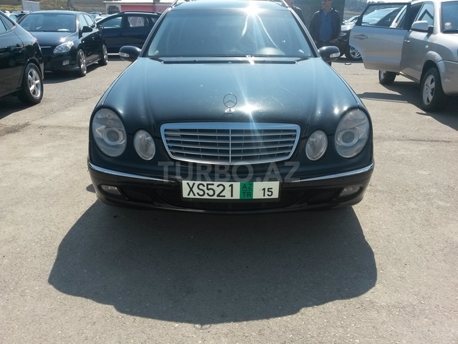 Mercedes E 220 2004, 170,000 km - 2.2 l - Bakı