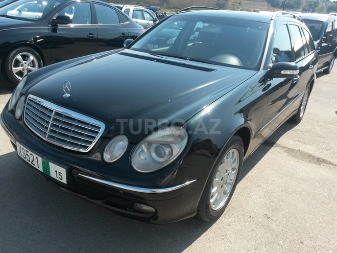 Mercedes E 220 2004, 170,000 km - 2.2 l - Bakı