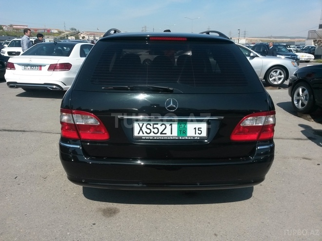 Mercedes E 220 2004, 170,000 km - 2.2 l - Bakı