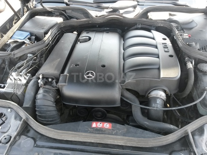 Mercedes E 220 2004, 170,000 km - 2.2 l - Bakı