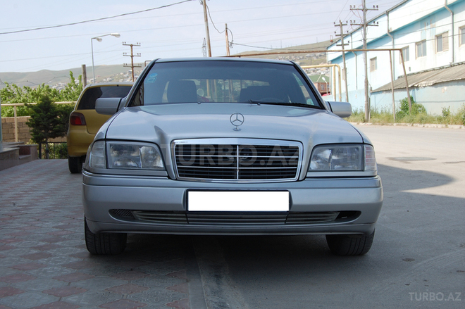 Mercedes C 180 1995, 258,000 km - 1.8 l - Bakı
