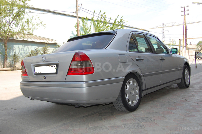 Mercedes C 180 1995, 258,000 km - 1.8 l - Bakı