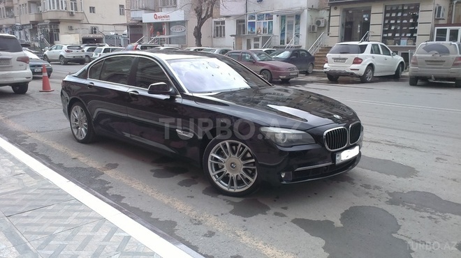 BMW 750 2011, 65,000 km - 4.4 l - Bakı