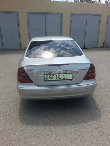 Mercedes E 220 2002, 219,333 km - 2.2 l - Bakı