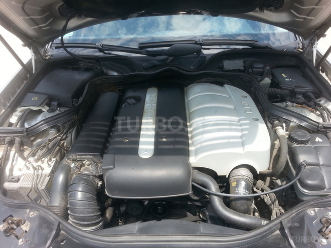Mercedes E 220 2002, 219,333 km - 2.2 l - Bakı