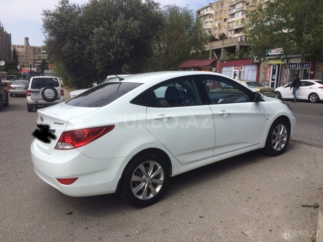 Hyundai Accent 2011, 108,000 km - 1.6 l - Bakı