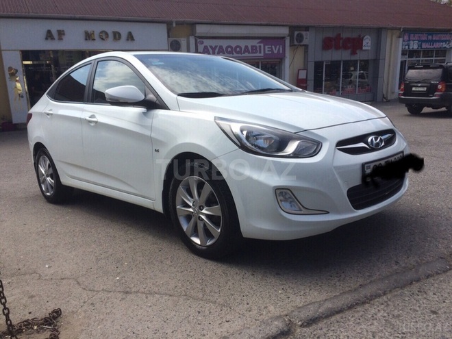 Hyundai Accent 2011, 108,000 km - 1.6 l - Bakı