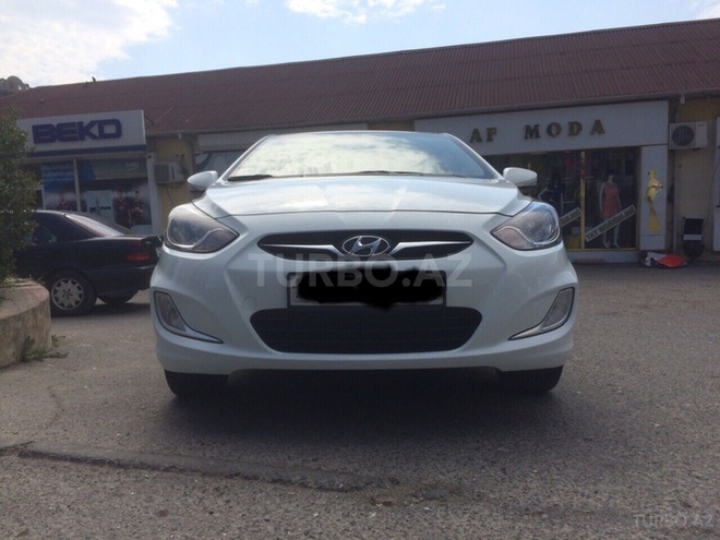Hyundai Accent 2011, 108,000 km - 1.6 l - Bakı