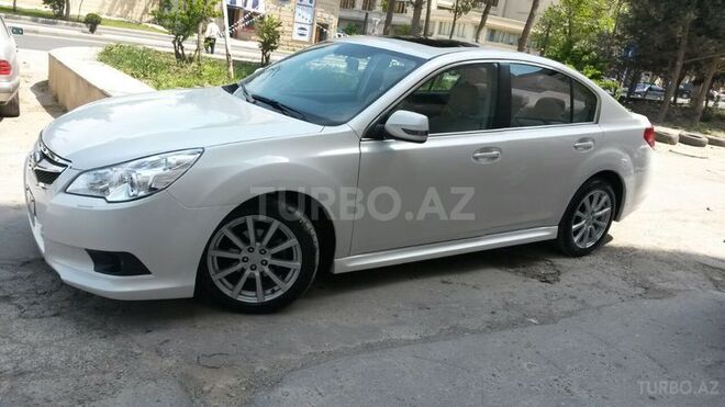 Subaru Legacy 2011, 27,000 km - 2.5 l - Bakı