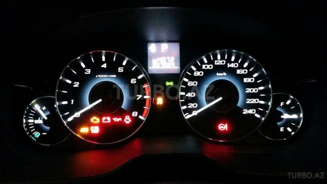 Subaru Legacy 2011, 27,000 km - 2.5 l - Bakı