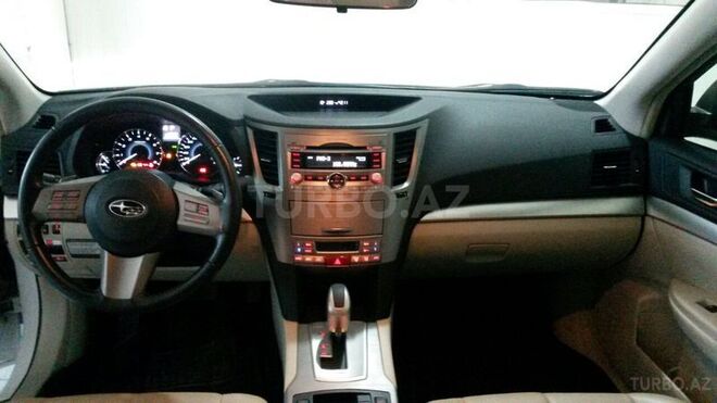 Subaru Legacy 2011, 27,000 km - 2.5 l - Bakı