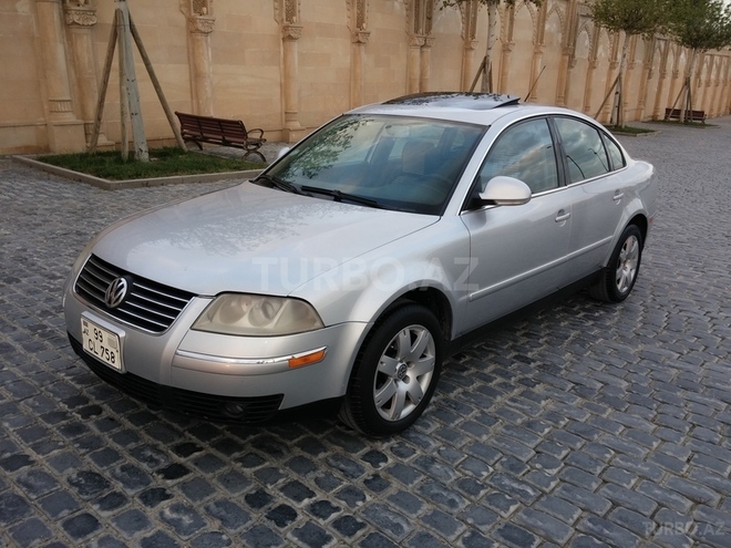 Volkswagen Passat 2004, 165,000 km - 1.8 л - Bakı