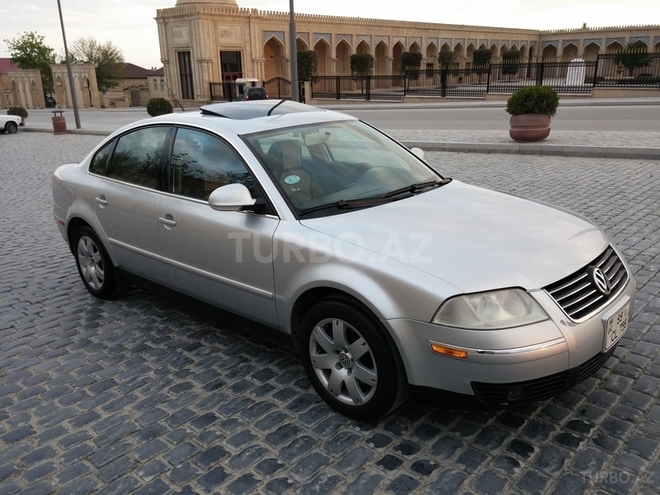 Volkswagen Passat 2004, 165,000 km - 1.8 л - Bakı