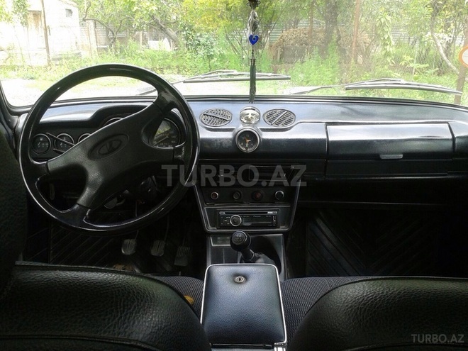 LADA (VAZ) 2106 1988, 180,000 km - 1.6 l - Bakı
