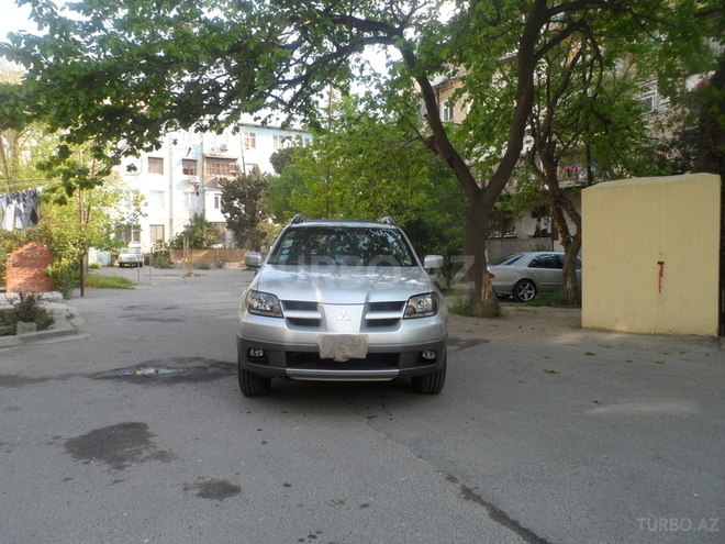 Mitsubishi Outlander 2002, 83,500 km - 2.4 l - Bakı