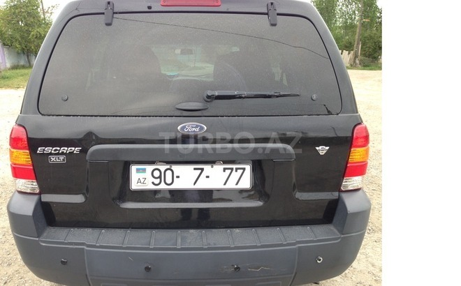 Ford Escape 2004, 200,000 km - 3.0 л - Bakı