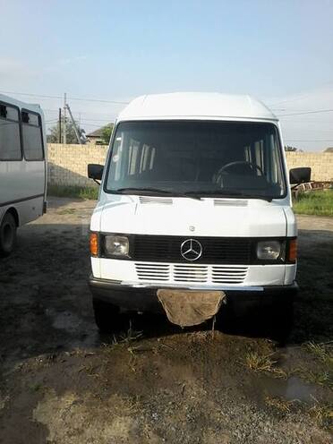 Mercedes 410 D 1992, 50,000 km - 2.9 l - Bakı
