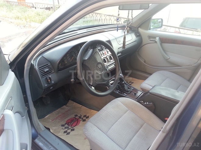 Mercedes C 200 1997, 360,000 km - 2.0 л - Bakı