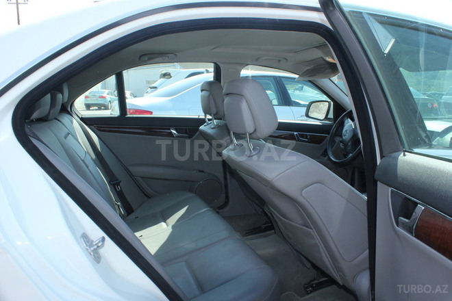 Mercedes C 300 2007, 110,000 km - 3.0 l - Bakı