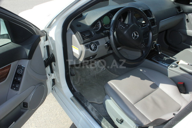 Mercedes C 300 2007, 110,000 km - 3.0 l - Bakı