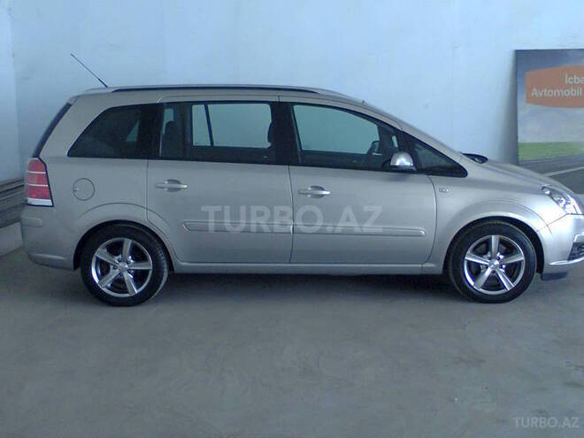 Opel Zafira 2005, 110,000 km - 1.9 л - Bakı