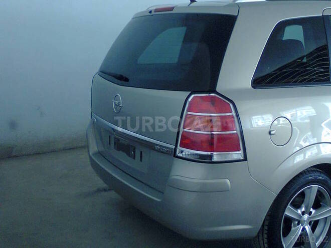 Opel Zafira 2005, 110,000 km - 1.9 л - Bakı