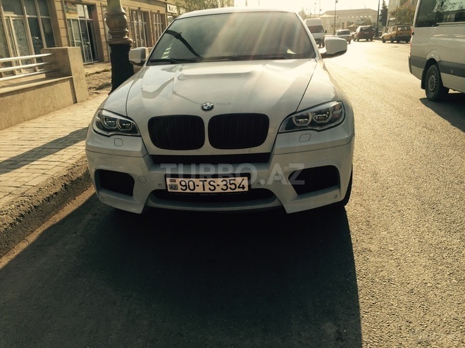 BMW X6 M 2011, 33,000 km - 4.4 л - Bakı