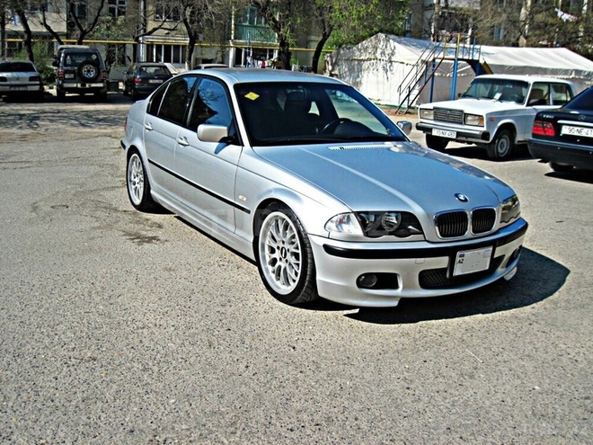 BMW 320 2001, 77,000 km - 2.2 l - Bakı