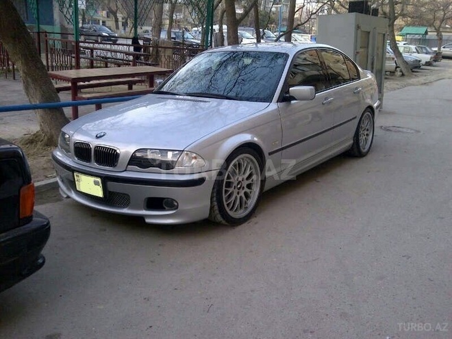 BMW 320 2001, 77,000 km - 2.2 l - Bakı