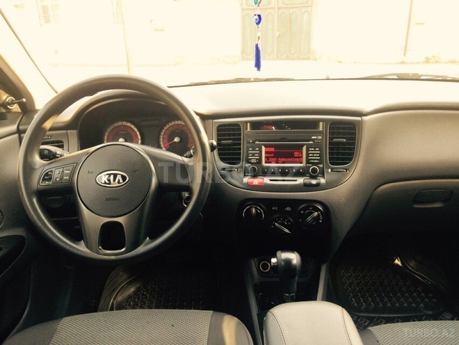 Kia Rio 2011, 80,000 km - 1.4 l - Bakı