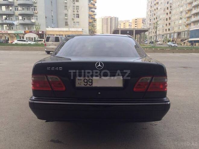 Mercedes E 240 2002, 248,000 km - 2.6 л - Bakı