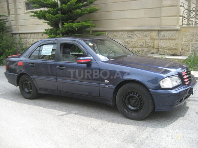 Mercedes C 180 2000, 203,000 km - 1.8 l - Bakı