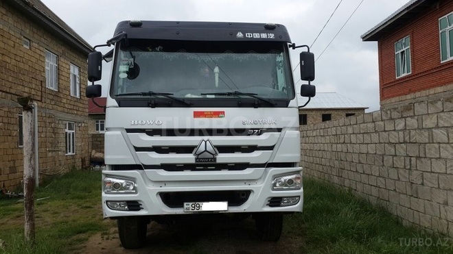 HOWO Sinotruk 2014, 160,000 km - 9.5 л - Bakı