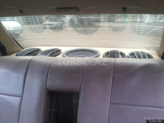 Mercedes E 200 1990, 9,876,543 km - 0.2 l - Bakı