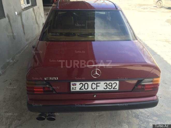 Mercedes E 200 1990, 9,876,543 km - 0.2 l - Bakı