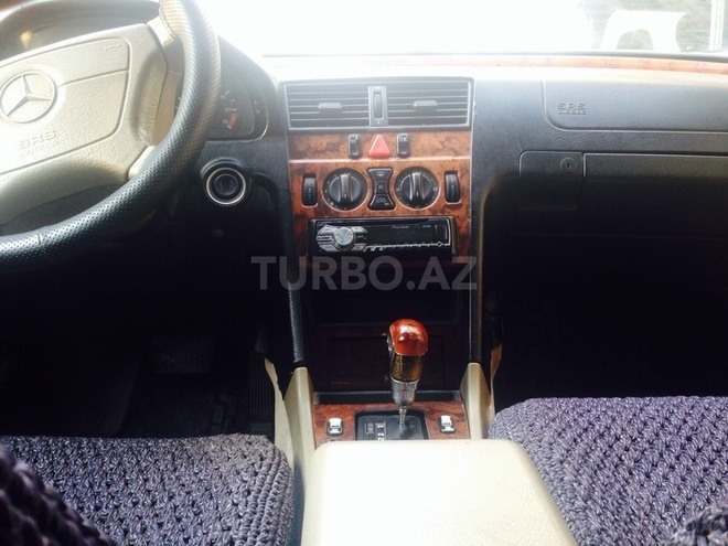Mercedes C 200 1998, 230,000 km - 2.0 л - Bakı