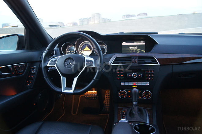 Mercedes C 250 2013, 62,000 km - 1.8 l - Bakı