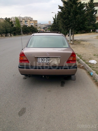 Mercedes C 180 1993, 296,507 km - 1.8 л - Bakı
