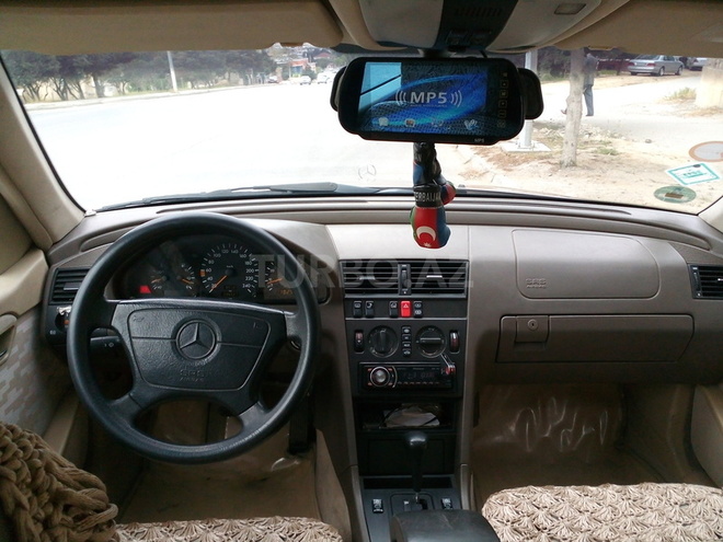 Mercedes C 180 1993, 296,507 km - 1.8 л - Bakı