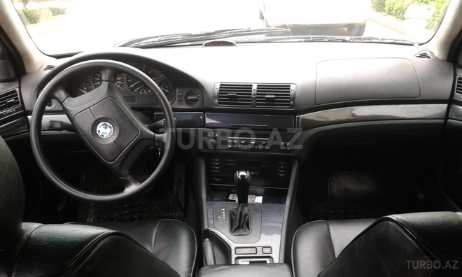 BMW 528 1996, 300,000 km - 2.8 l - Bakı