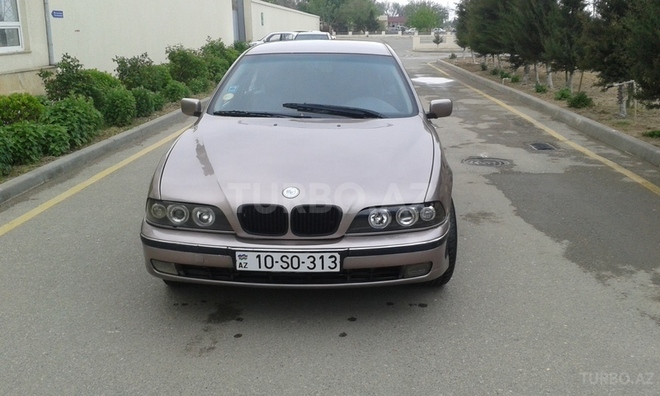 BMW 528 1996, 300,000 km - 2.8 l - Bakı