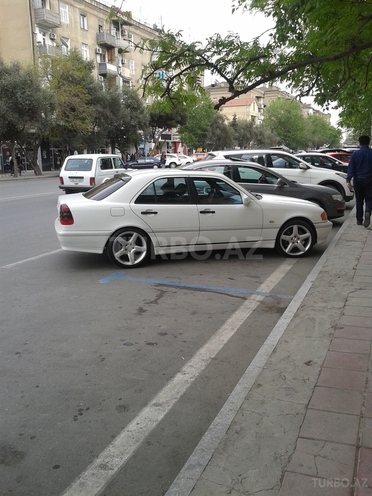 Mercedes C 200 1998, 228,000 km - 0.2 л - Bakı
